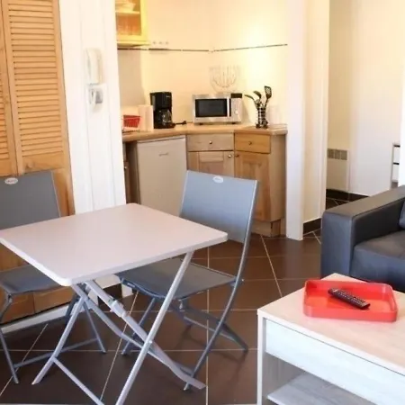 La Rochelle, 1 Piece, 2 Personnes - Fr-1-246-85 Διαμέρισμα